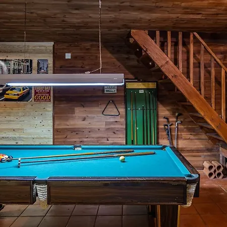 Achada Da Mouca By Homie *